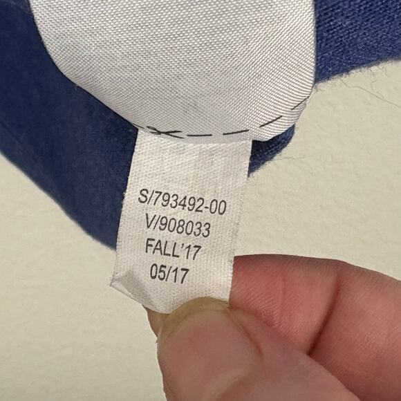 Banana Republic Blue Fall 2017 Men’s Size Medium Diving Equipment Graphic Tee - Picture 5 of 6